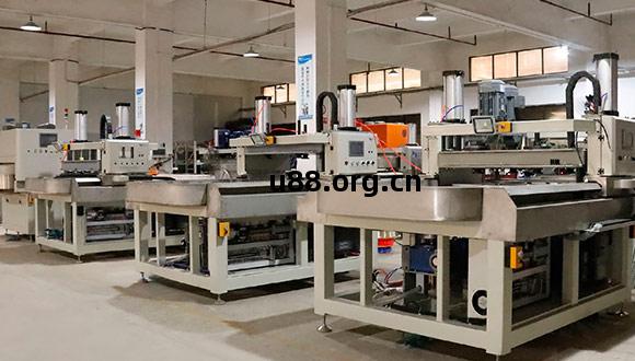 玻(bo)璃切(qie)割(ge)機(ji)操作(zuo)指南(nan)：關鍵(jian)步(bu)驟(zhou)及(ji)註意(yi)事項