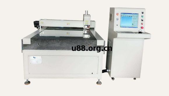 玻(bo)璃切割機出現故障(zhang)怎麽(me)處(chu)理